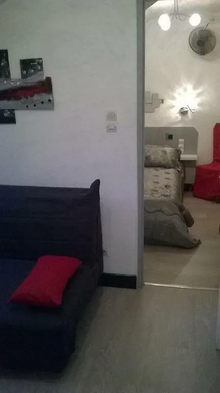 Apartment Studio Douillet Tout Confort Bagneres-de-Luchon France